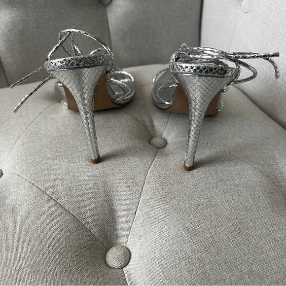 BILLINI NIB Perouze Silver Heels SIZE 10 - Picture 6 of 9